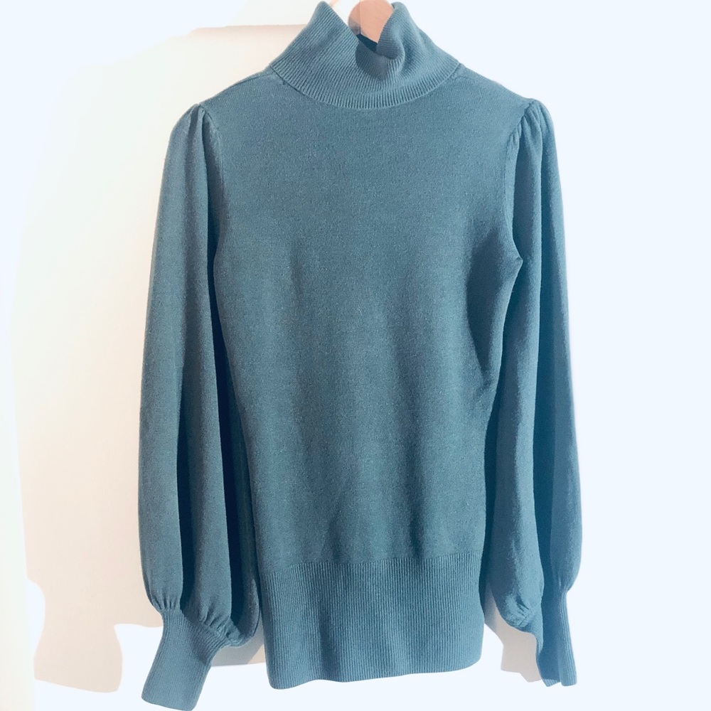 Vintage turtleneck